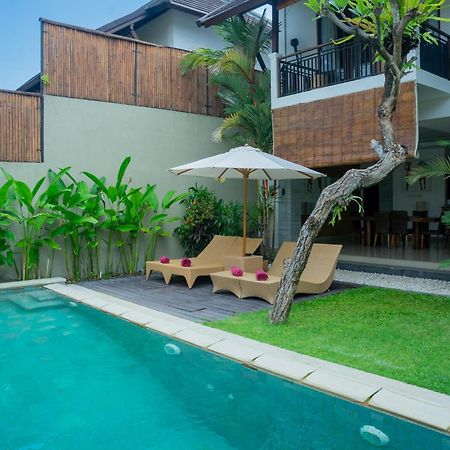 The Kumpi Villas Seminyak  Ngoại thất bức ảnh