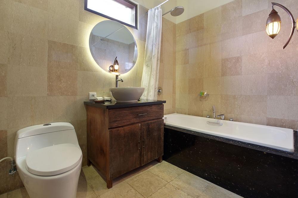 The Kumpi Villas Seminyak  Ngoại thất bức ảnh