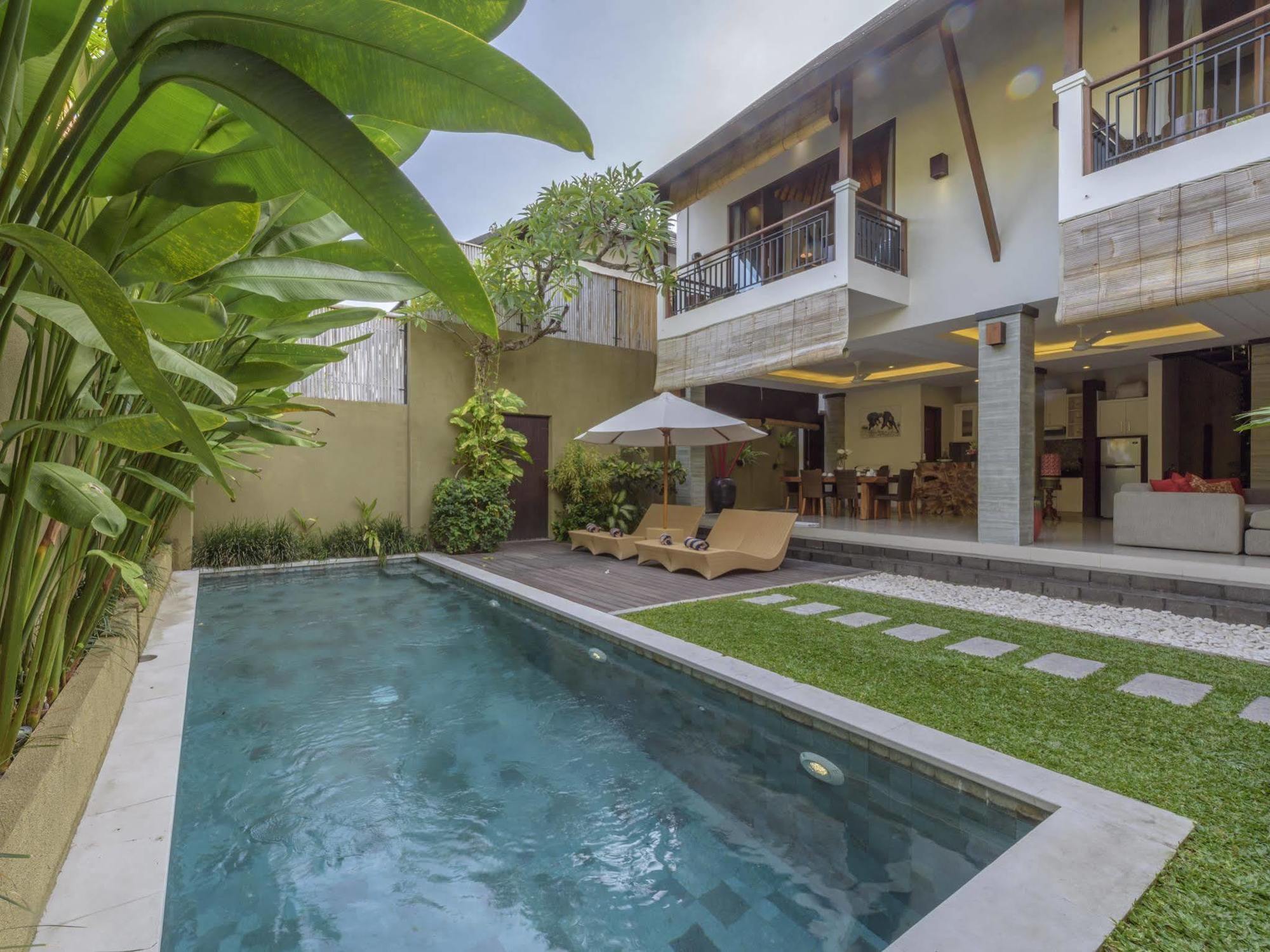 The Kumpi Villas Seminyak  Ngoại thất bức ảnh